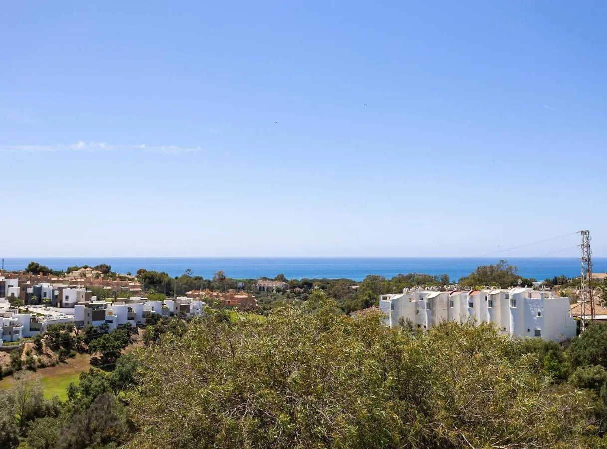 Villa Modern Townhouse With Sea View In Marbella Ferienhaus